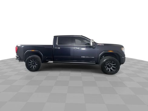 Used 2025 GMC Sierra 3500 Denali w/ Denali Reserve Package image 9