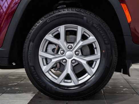 Certified 2023 Jeep Grand Cherokee Limited image 22