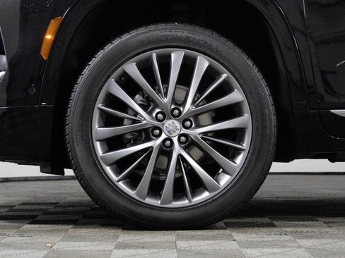 Used 2025 Buick Enclave Avenir w/ Super Cruise Package FWD image 44