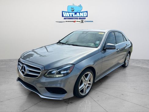 Used 2014 Mercedes-Benz E 350 Sedan image 1