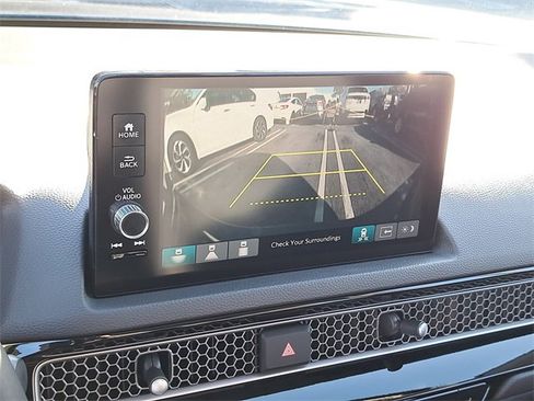 Used 2022 Honda Civic Touring image 29