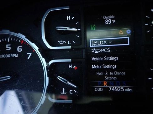 Used 2020 Toyota Tundra SR5 w/ TRD Off-Road Plus Package AWD/4WD image 22