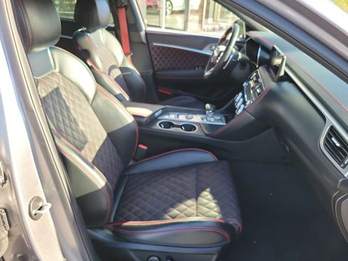 Certified 2023 Genesis G70 3.3T w/ Sport Prestige Package image 19