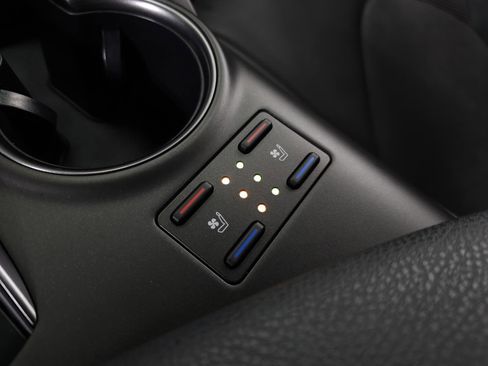 Used 2023 Toyota Camry XSE w/ Navigation Package image 26