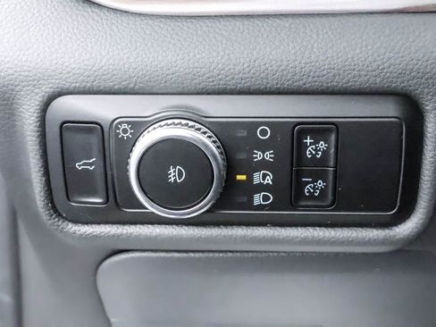 Used 2022 Ford Explorer Limited w/ Limited Technology Package image 19