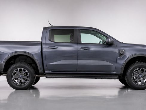 Used 2024 Ford Ranger XLT w/ Equipment Group 301A High AWD/4WD image 3