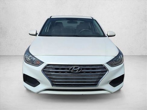 Used 2019 Hyundai Accent SE FWD image 3