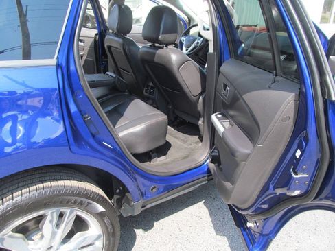Used 2013 Ford Edge SEL FWD image 19