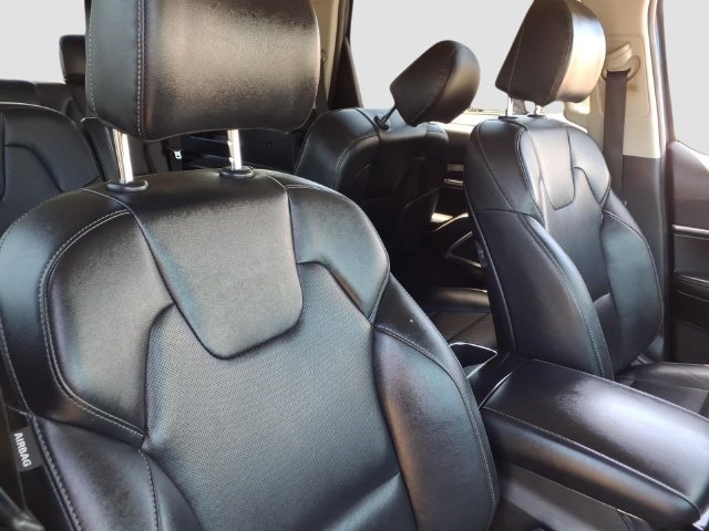 Used 2023 Kia Telluride S AWD/4WD image 18