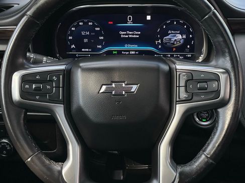 Used 2022 Chevrolet Tahoe Z71 image 12