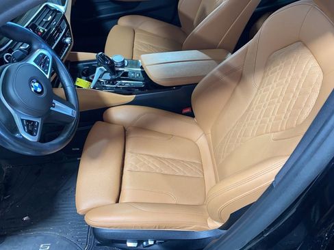 Used 2021 BMW 530e xDrive w/ M Sport Package AWD/4WD image 7