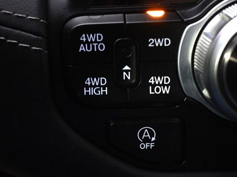 Used 2022 RAM 1500 Limited w/ Body Color Bumper Group AWD/4WD image 34