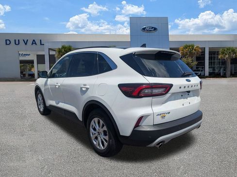 Used 2023 Ford Escape Active w/ Tech Pack #1 FWD image 6