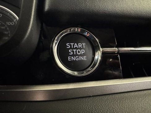 New 2026 Mitsubishi Outlander ES image 11