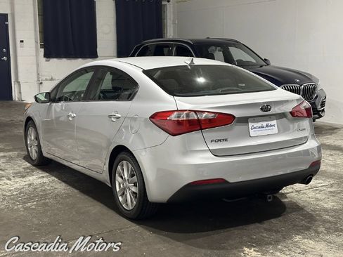 Used 2015 Kia Forte EX FWD image 4