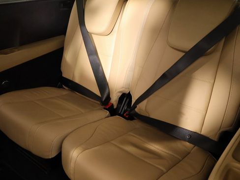 Used 2024 Mercedes-Benz GLS 450 GLS 450 image 13