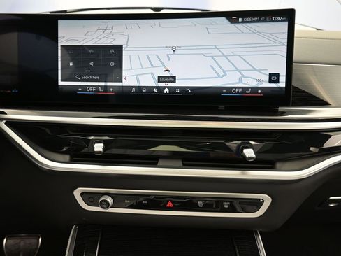 Used 2025 BMW X5 M60i image 14