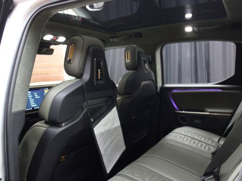 Used 2023 Rivian R1T Adventure image 24