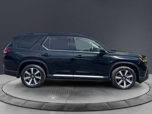 Certified 2023 Honda Pilot Touring image 6