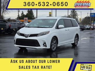 Used 2018 Toyota Sienna SE video 1