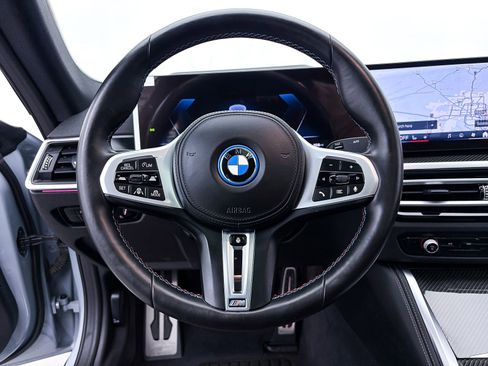 Used 2024 BMW i4 M50 AWD/4WD image 32