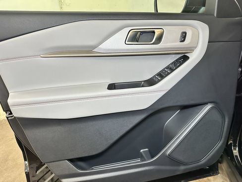 New 2026 Ford Explorer Active w/ Active Comfort Package AWD/4WD image 20
