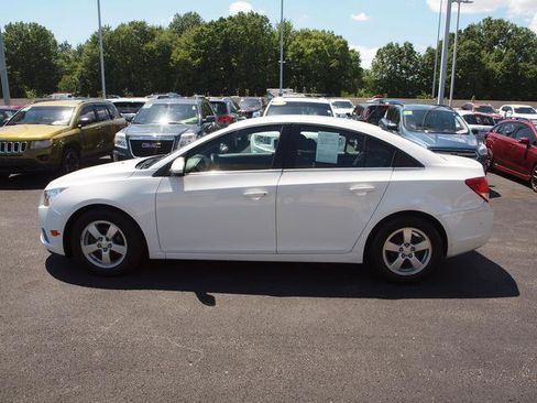Used 2014 Chevrolet Cruze LT FWD image 3