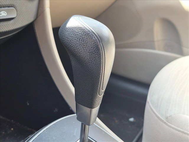 Used 2017 Hyundai Accent SE FWD image 6