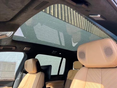 New 2025 Cadillac Escalade IQ Luxury 2 image 9