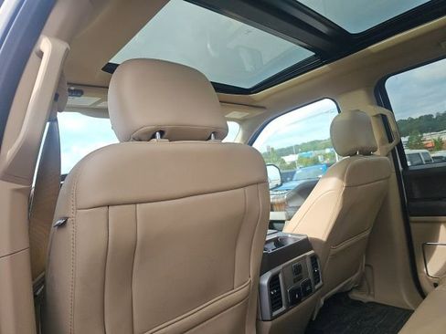 Used 2019 Ford F150 Lariat w/ Equipment Group 502A Luxury image 14