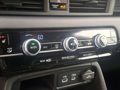 Used 2023 Honda Pilot EX-L image 17