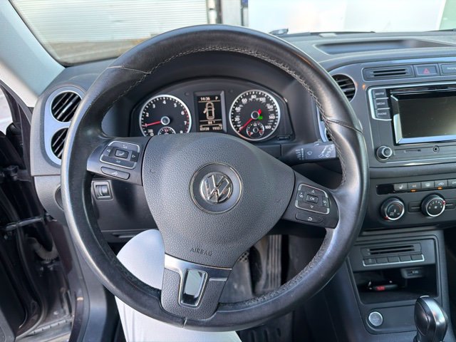 Used 2016 Volkswagen Tiguan S AWD/4WD image 7