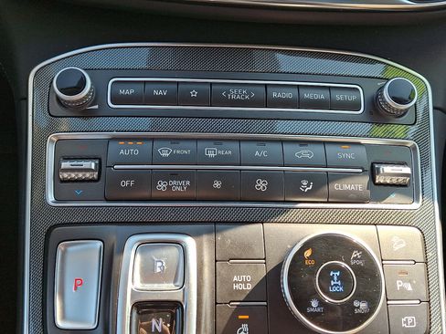 Certified 2023 Hyundai Santa Fe Limited image 16