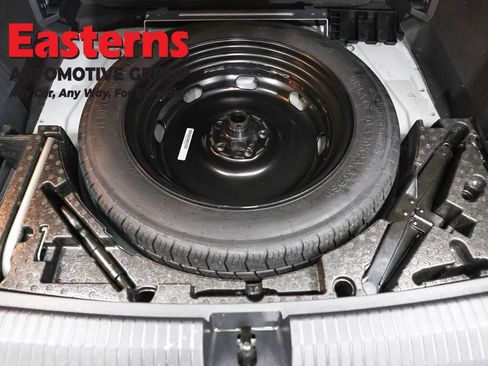 Used 2020 Volkswagen Tiguan S image 22