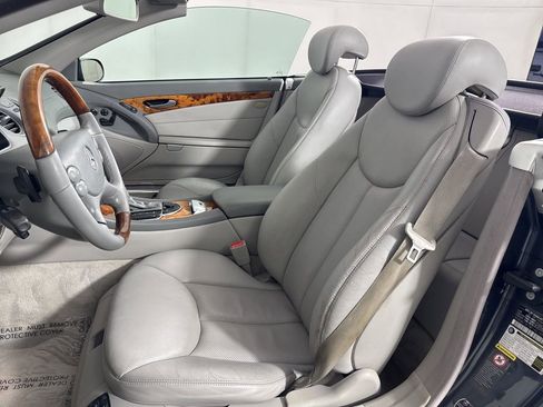 Used 2008 Mercedes-Benz SL 550 image 23