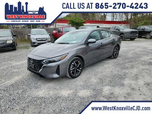 Used 2024 Nissan Sentra SV image 1