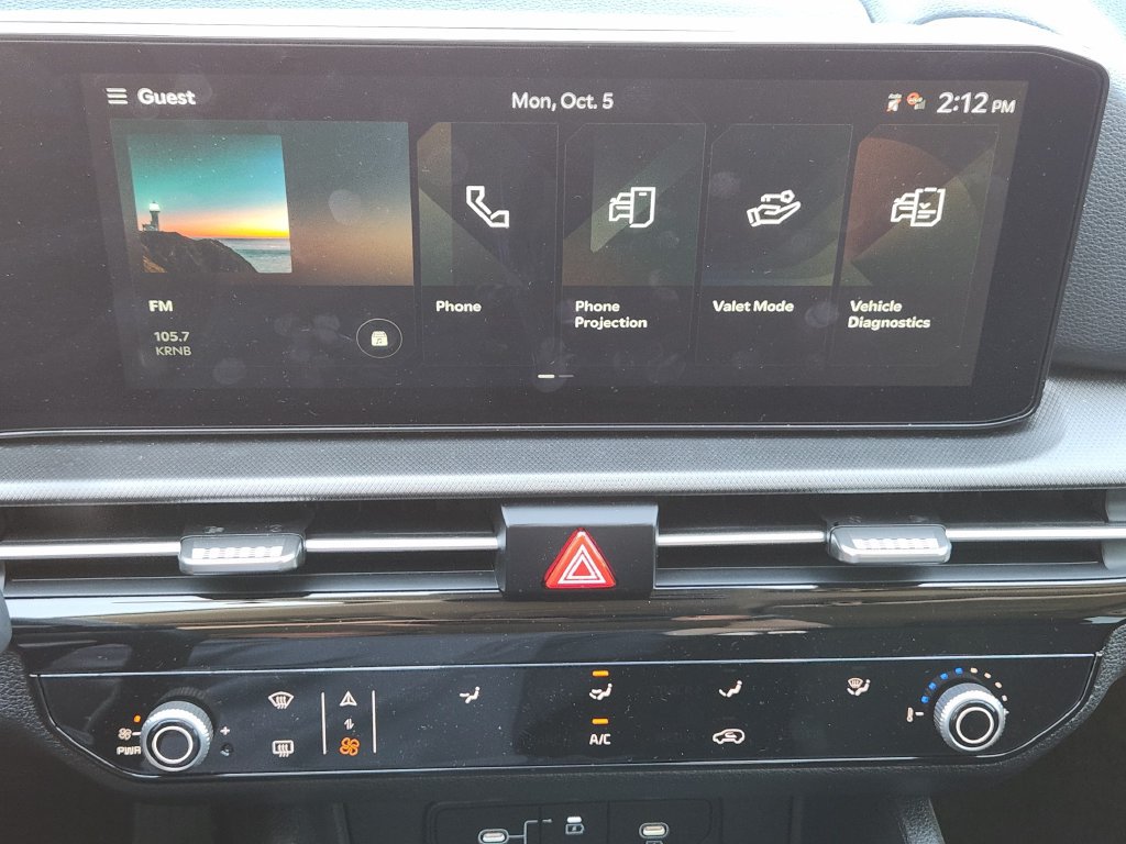 New 2026 Kia Sportage LX w/ LX Convenience Package FWD image 12