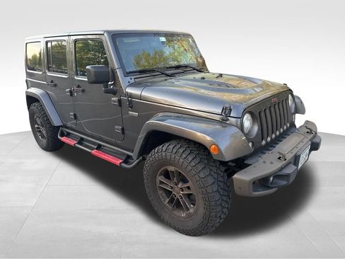 Used 2017 Jeep Wrangler Unlimited Sahara image 12