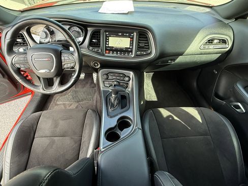 Used 2018 Dodge Challenger T/A image 18