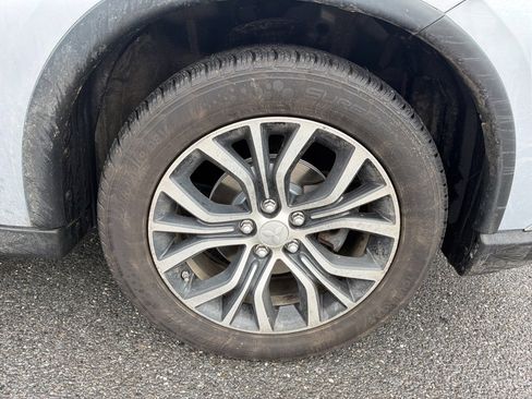 Used 2017 Mitsubishi Outlander ES image 13