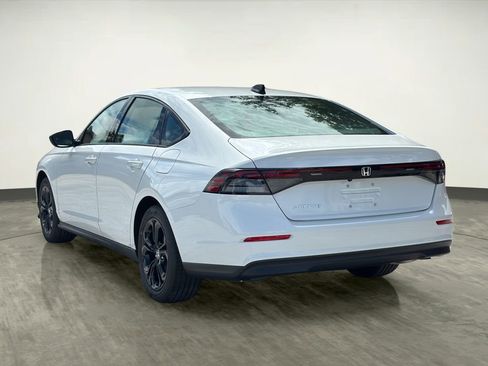 New 2025 Honda Accord SE image 7