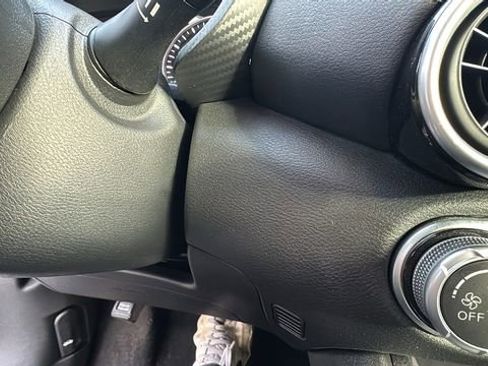 Used 2024 Nissan Sentra SV image 14