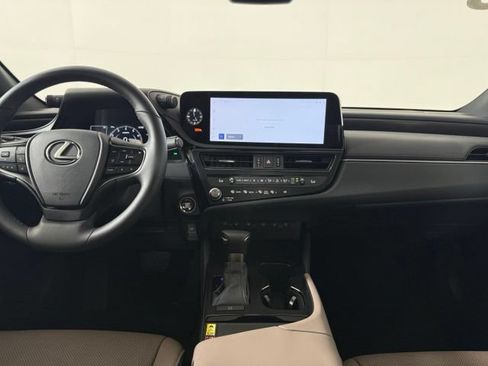 Used 2025 Lexus ES 350 w/ Premium Package FWD image 33
