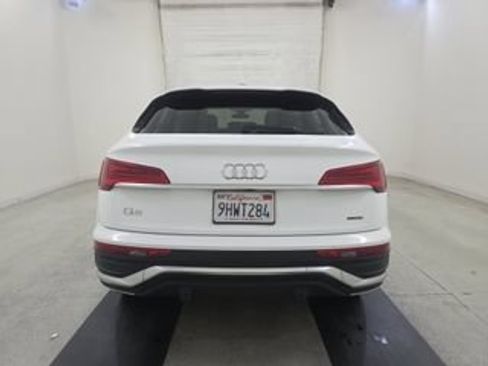 Used 2023 Audi Q5 2.0T Premium Plus w/ Premium Plus Package AWD/4WD image 7
