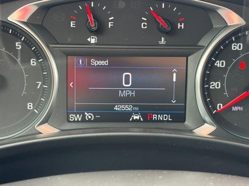 Used 2023 Chevrolet Equinox LT FWD image 18