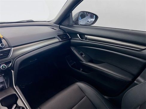 Used 2020 Honda Accord Sport image 18