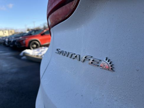 Used 2023 Hyundai Santa Fe Limited image 33
