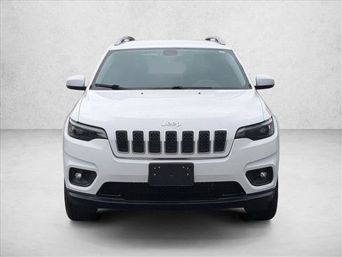 Used 2019 Jeep Cherokee Latitude Plus w/ Cold Weather Group image 2