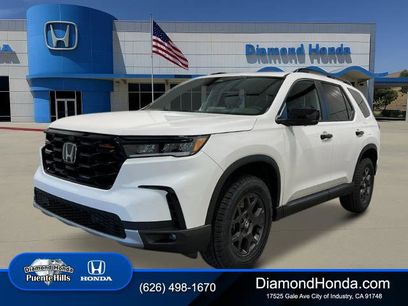 New 2025 Honda Pilot TrailSport