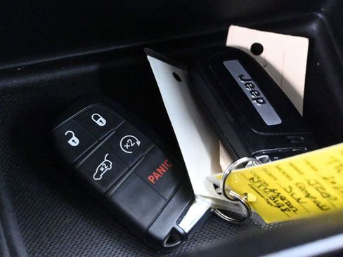 Used 2022 Jeep Compass Latitude w/ Convenience Group image 15